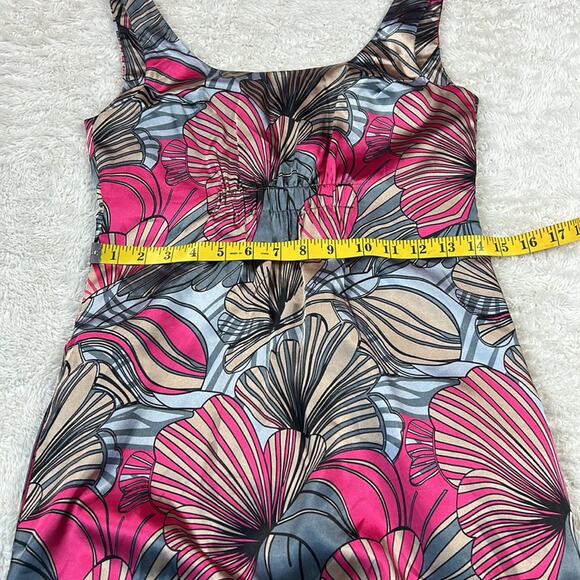 Shapes floral print satin sheath dress in pink, grey, tan, size small - Picture 6 of 10